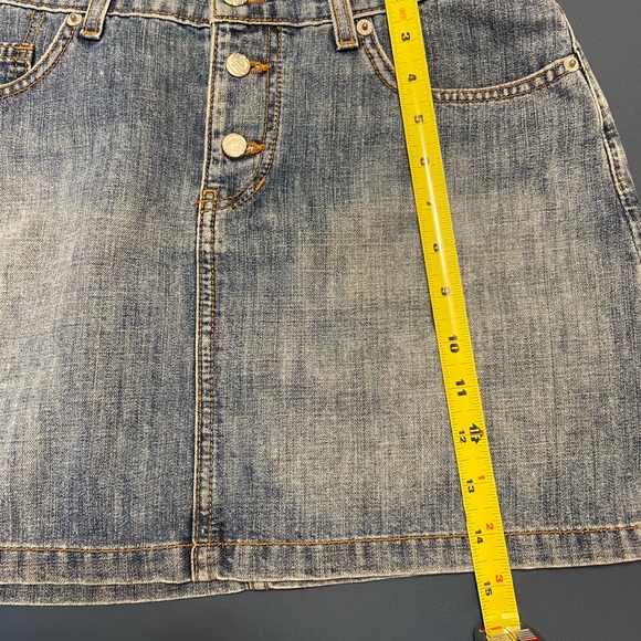 Roxy jeans skirt. Size. 5 women. - Picture 7 of 9